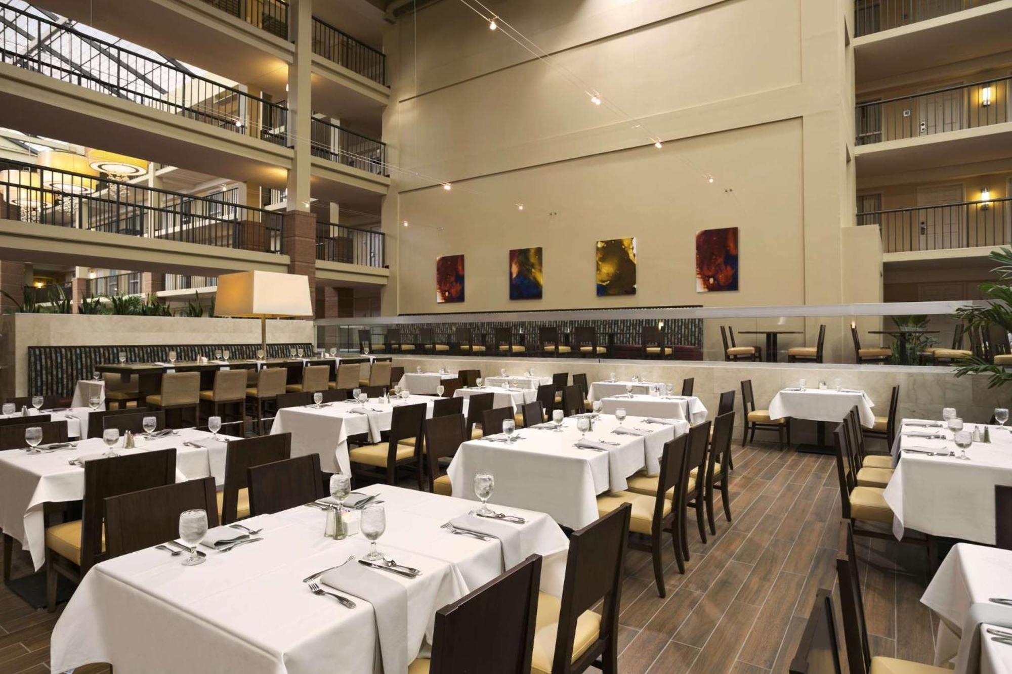 Embassy Suites Cleveland - Beachwood Zewnętrze zdjęcie
